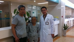 普外科成功为90岁高龄患者完成一例经ERCP胆道覆膜金属支架置入术