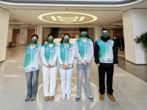 传承雷锋精神，争做时代新人 | 门诊导诊志愿者有话说