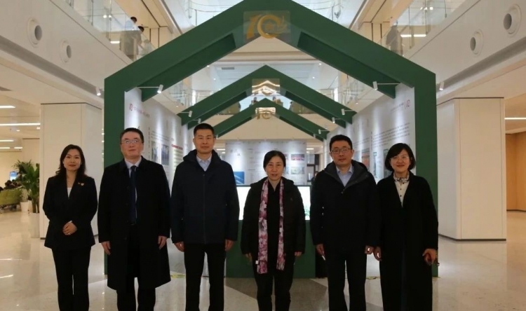 山东大学齐鲁医学院常务副院长马春红一行来院调研指导并参加教研室主任竞聘会