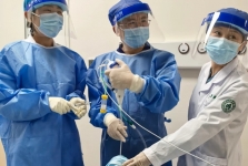 精湛医术守护患者健康 迅速反应筑牢感控防线——我院呼吸与危重症医学科成功救治特殊病毒感染的俄罗斯患者