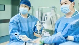 一觉醒来胳膊“掉了”！男子肩关节习惯性脱臼，我院运动医学科成功为其完成全镜下Latarjet手术