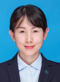 杨银荣
