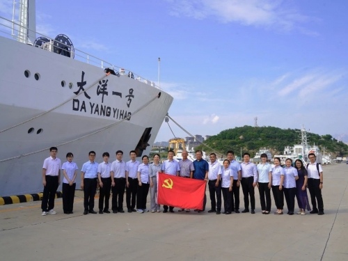万里救援结情谊，党建合力话担当