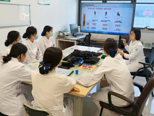 敬老月系列活动 · 学生心得篇｜当我那天变成“老人”……