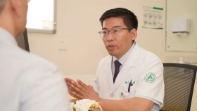 党员先锋 医心向党 | 赤诚担使命 妙手护脊梁