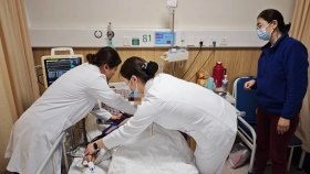 84岁老人从社区中心到三甲医院“一路绿灯” ，集团内转诊通道再次加速