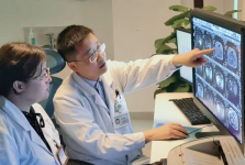 党员先锋 医心向党 | 做一名守护健康的“影像哨兵”