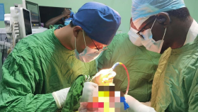 【援外纪实】我院援坦医疗队员和政成功实施巨大脑胶质母细胞瘤切除术